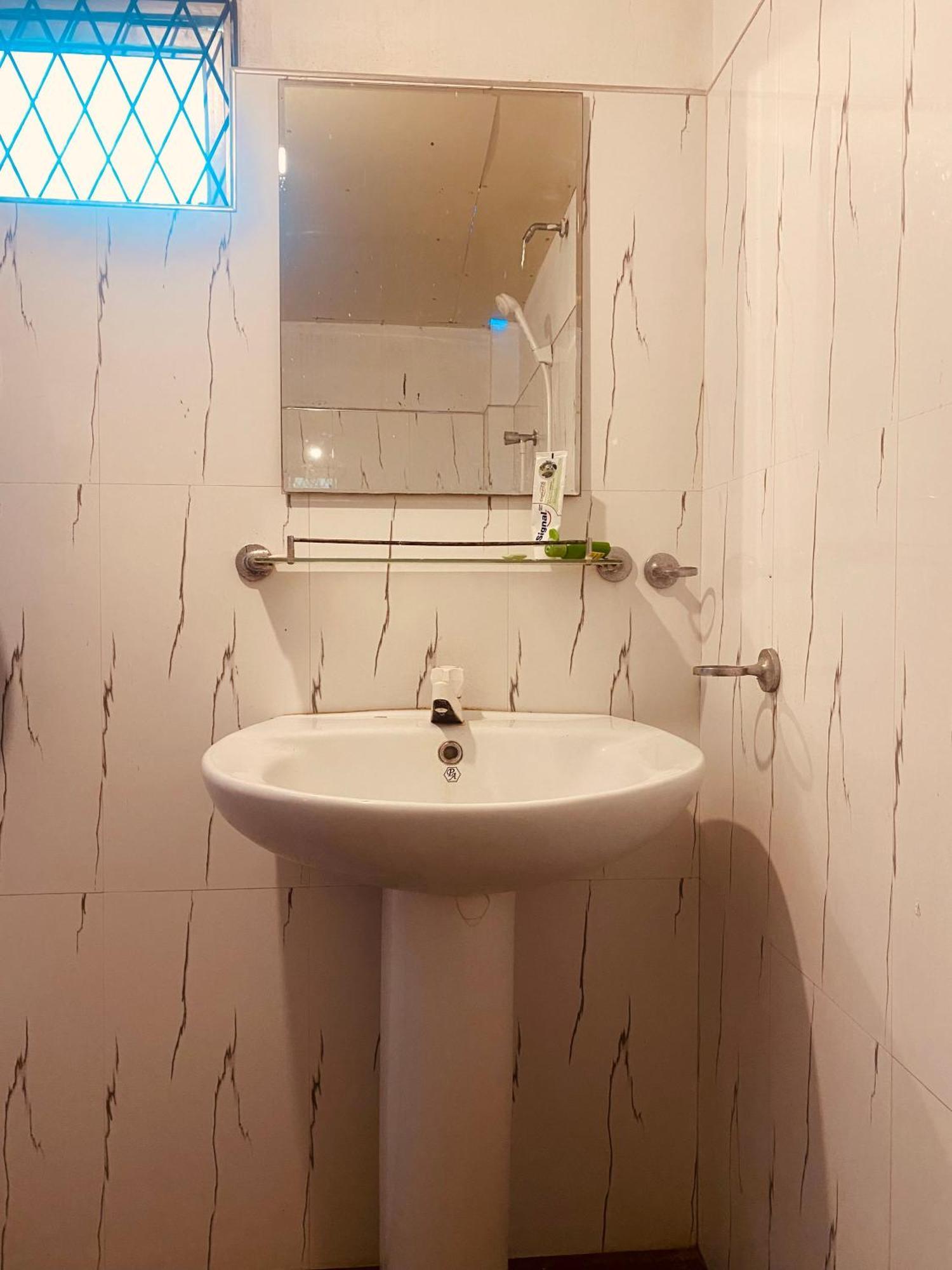 Ananda Home Stay And Restaurant Тангалла Номер фото