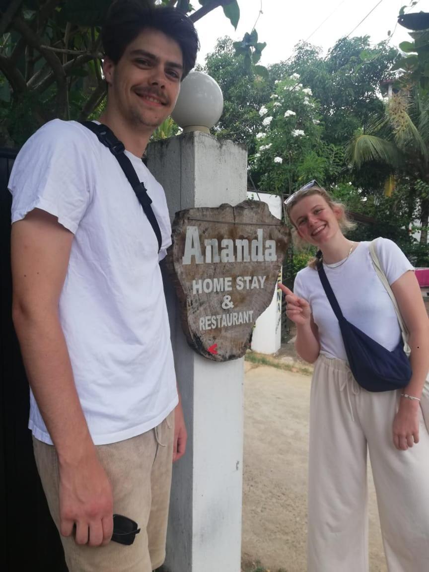 Ananda Home Stay And Restaurant Тангалла Экстерьер фото